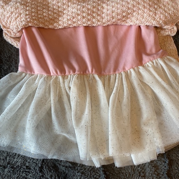 4/20 Baby girl mock ruffle dress sweater in EUC 18-24M - Picture 7 of 8